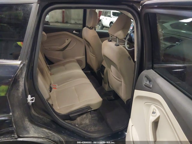 1FMCU9G93JUB49650 Ford 2018