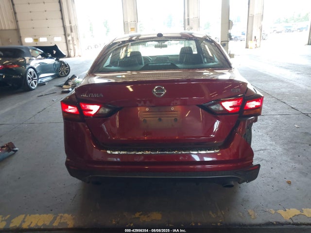 Nissan 2021 2021 1N4BL4CV4MN409857 Image 16