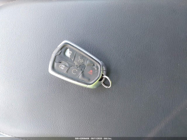 2021 CADILLAC XT5 1GYKNGRS9MZ191632 Photo 10