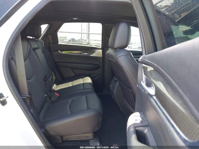 2021 CADILLAC XT5 1GYKNGRS9MZ191632 Photo 7