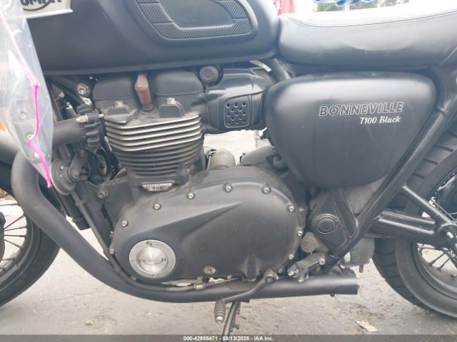 2018 TRIUMPH MOTORCYCLE BONNEVILLE SMTD10GN6JT837126 Photo 8