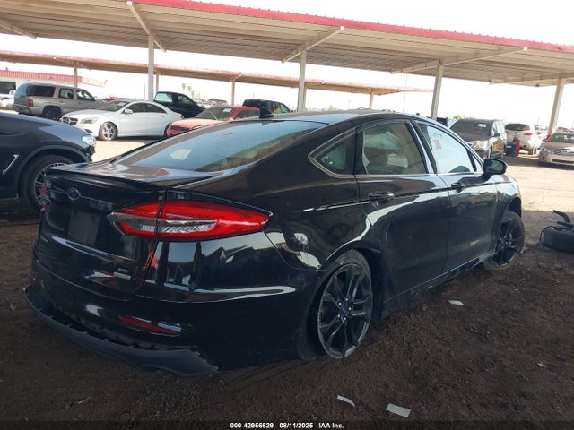Ford Fusion 2019 3FA6P0HD8KR108372 Image 4