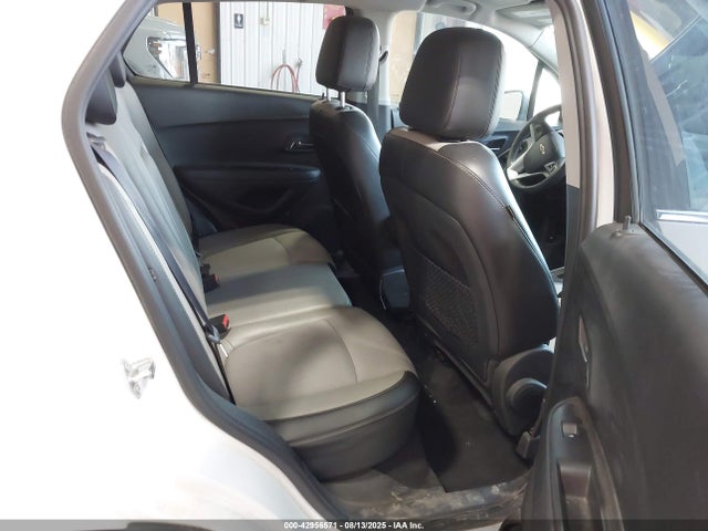 Chevrolet LUV 2015 3GNCJLSB6FL245883 Image 8