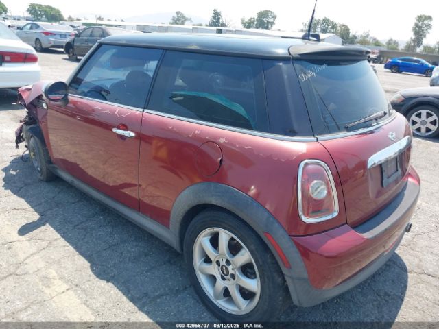 2007 MINI COOPER WMWMF33507TU60421 Photo 2