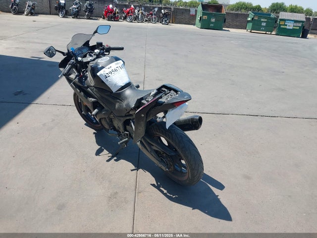 MH3RH06Y2JK017743 Yamaha Yzf-r3
