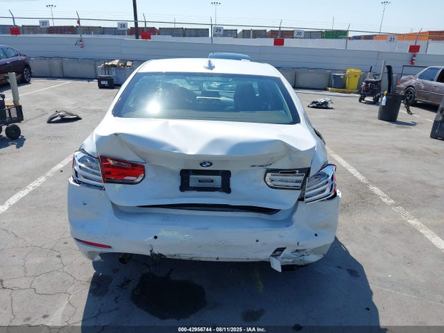 WBA3B1C59FK135802 BMW 320i