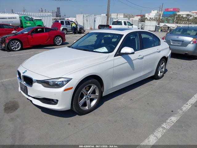 WBA3B1C59FK135802 BMW 320i