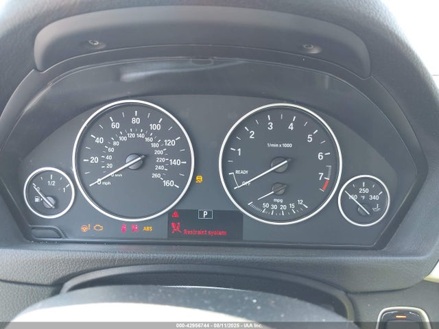 WBA3B1C59FK135802 BMW 320i