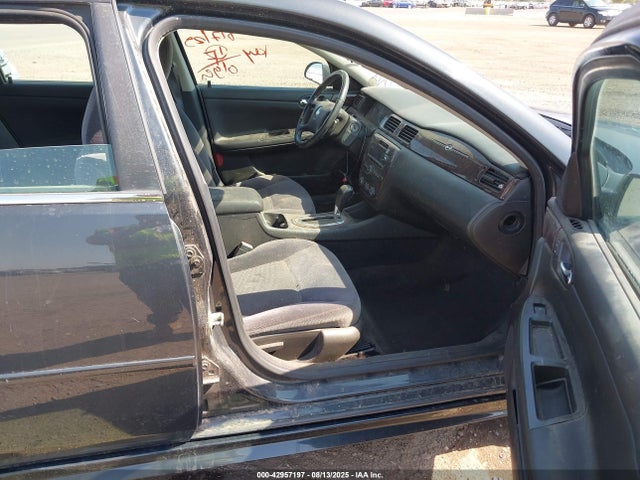 2G1WB5E34E1185484 Chevrolet lfx