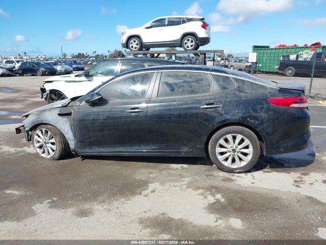 5XXGT4L32JG267918 KIA Optima Lx