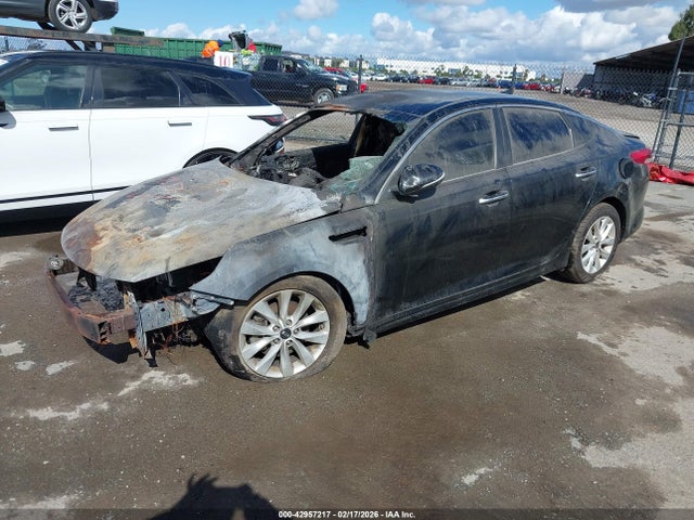 5XXGT4L32JG267918 KIA Optima Lx