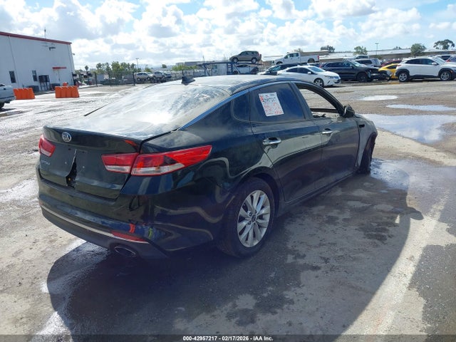 5XXGT4L32JG267918 KIA Optima Lx