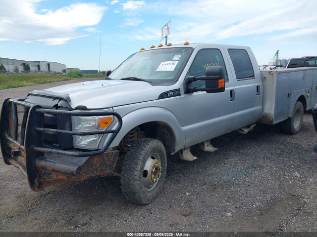 Ford 2014 2014 1FD8W3H6XEEA95930 Image 2