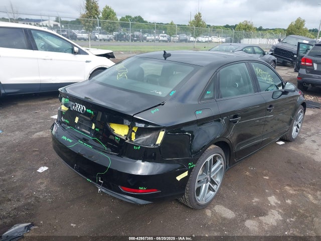 2020 AUDI A3 WAUAUGFFXLA033192 Photo 3