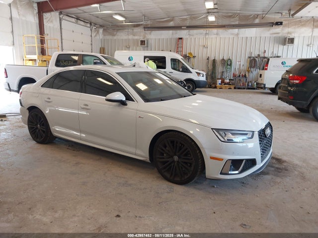 2019 AUDI A4 WAUENAF40KA053315 Photo 0