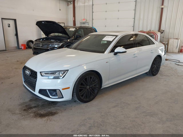 2019 AUDI A4 WAUENAF40KA053315 Photo 1