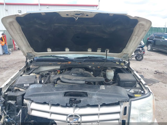 2004 CADILLAC ESCALADE ESV 3GYFK66N34G275691 Photo 9