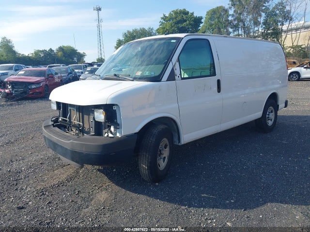 Chevrolet l20 2015 1GCWGFCF6F1167832 Image 2