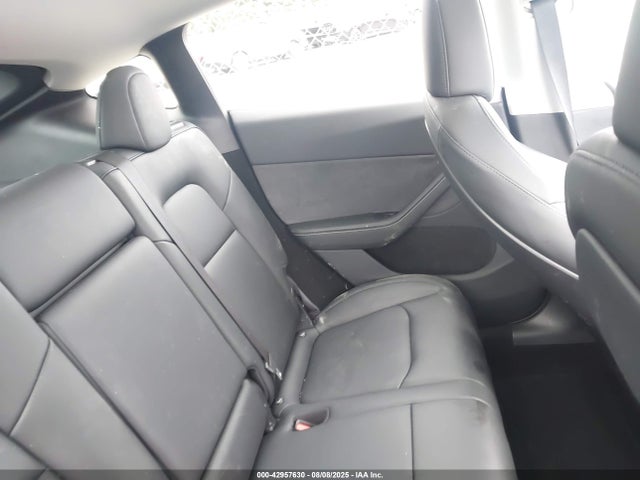 2024 TESLA MODEL Y 7SAYGDEEXRA227401 Photo 7