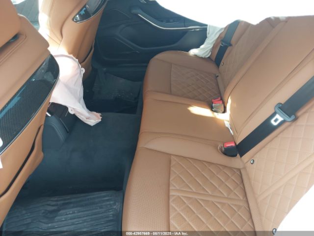 2023 AUDI S8 WAULSAF85PN001164 Photo 7