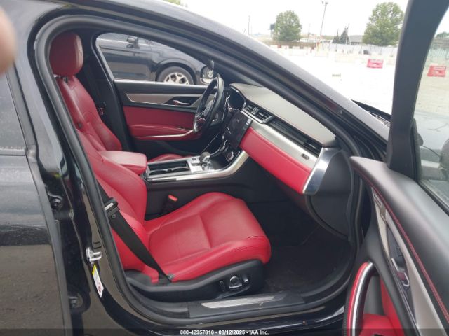 2021 JAGUAR XF SAJBL4GX4MCY88414 Photo 4