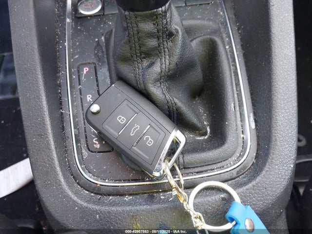 3VWD17AJ3FM342141 Volkswagen 1.8t