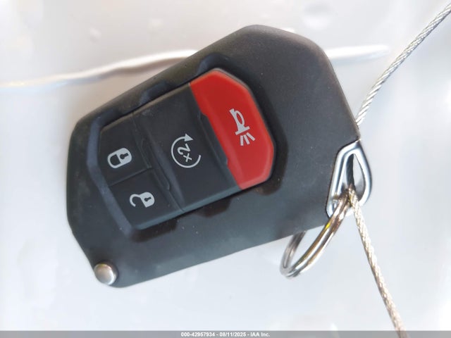 1C4HJXDG7PW582704 Jeep Wrangler