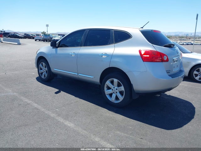 JN8AS5MT1FW151732 Nissan Rogue