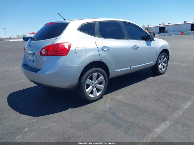 JN8AS5MT1FW151732 Nissan Rogue