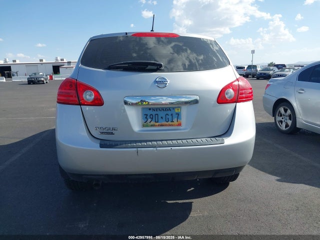 JN8AS5MT1FW151732 Nissan Rogue