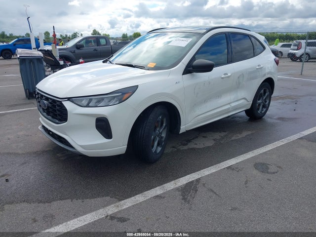 1FMCU9MN7PUA39467 Ford dragon gtdi