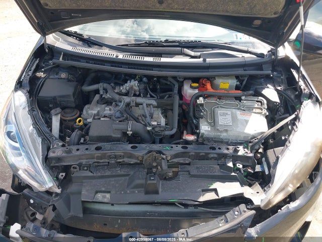 JTDKDTB37G1121957 Toyota 1nz-fxe+1lm