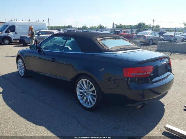2010 AUDI A5 WAUVFAFH0AN022427 Photo 2