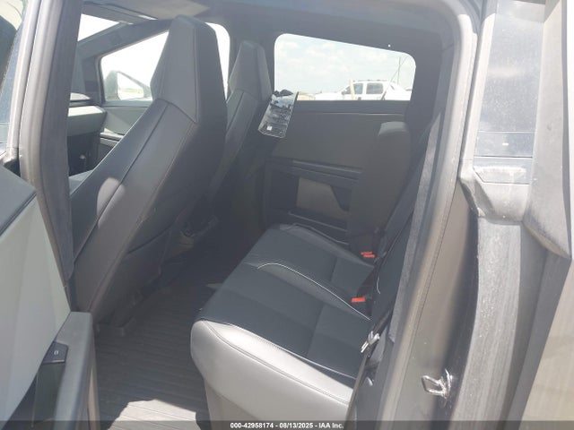 2024 TESLA CYBERTRUCK 7G2CEHEE3RA032760 Photo 7