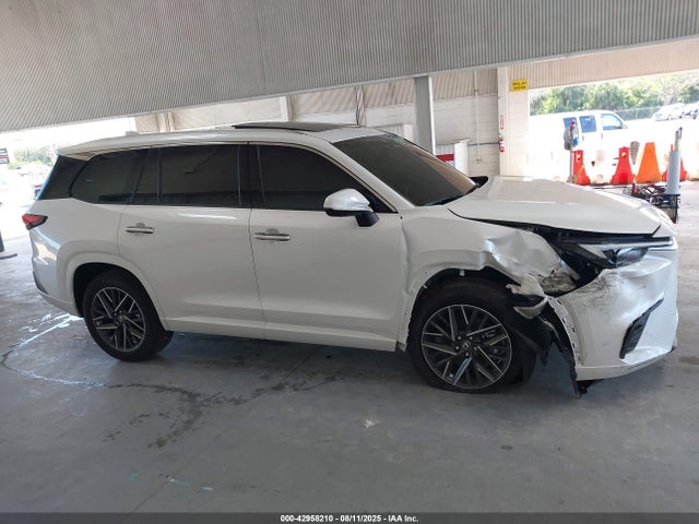 Lexus t24a-fts 2025 5TDAAAB65SS038400 Image 13