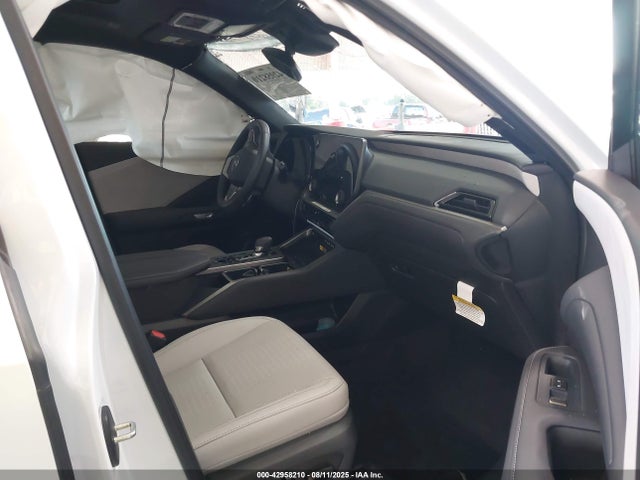 Lexus t24a-fts 2025 5TDAAAB65SS038400 Image 5