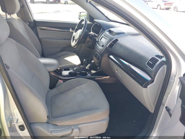 42958322 :رقم المزاد ، 5XYKTDA72FG594385 vin ، 2015 Kia Sorento Lx V6 مزاد بيع