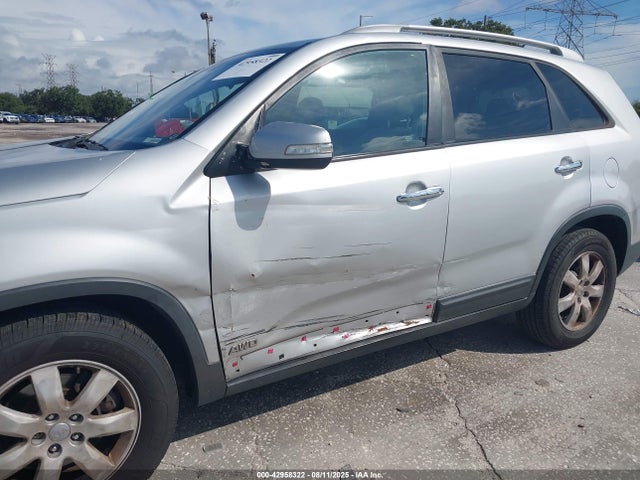 42958322 :رقم المزاد ، 5XYKTDA72FG594385 vin ، 2015 Kia Sorento Lx V6 مزاد بيع