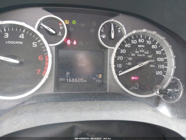 5TFUY5F13GX563858 Toyota Tundra Sr5 5.7l V8