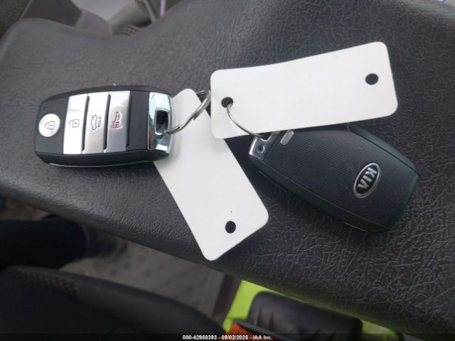 2018 KIA OPTIMA 5XXGU4L30JG228449 Photo 10