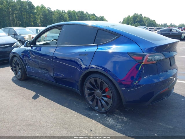 2020 TESLA MODEL Y 5YJYGDEF9LF001172 Photo 2