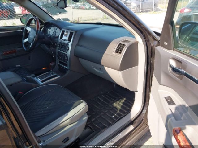 2005 CHRYSLER 300C 2C3JA63H55H541073 Photo 4