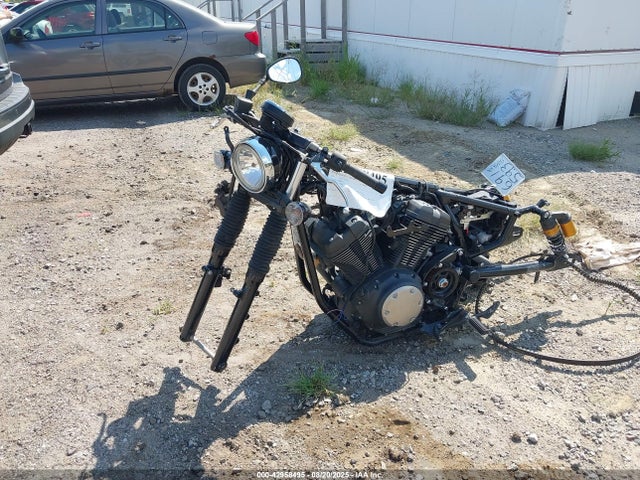 Yamaha Xvs950 Bolt 2015 JYAVN06E5FA000665 Image 2
