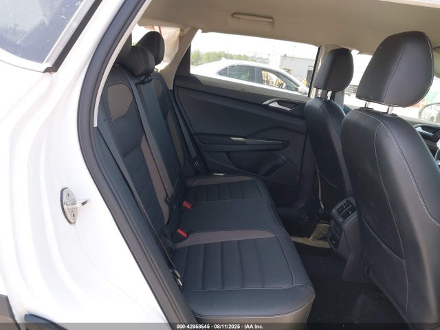 3VVJX7B25NM038305 Volkswagen tsi