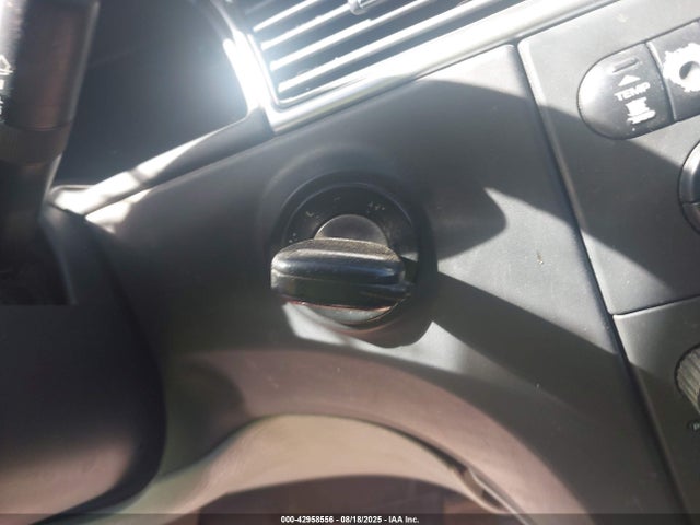 42958556 :رقم المزاد ، 2C8GF78455R320147 vin ، 2005 Chrysler Pacifica Limited مزاد بيع