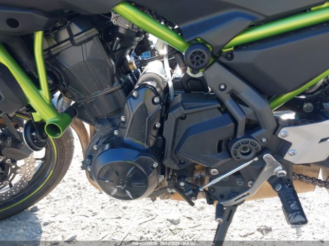 2022 KAWASAKI ER650 ML5EREL1XNDA76870 Photo 8