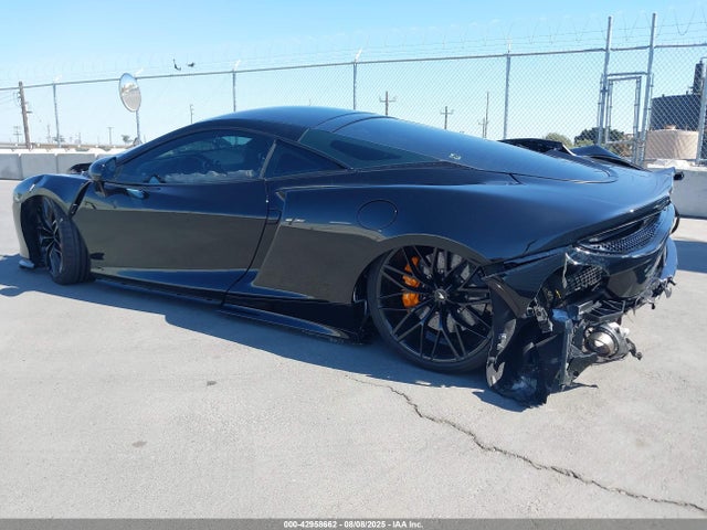 Mclaren 2022 2022 SBM22GCA4NW001650 Image 3