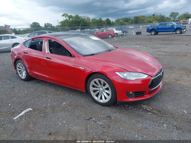 2016 TESLA MODEL S 5YJSA1E22GF136745 Photo 0