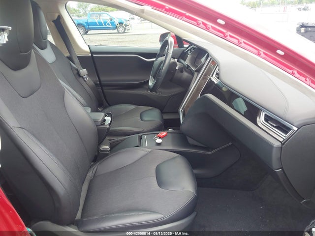 2016 TESLA MODEL S 5YJSA1E22GF136745 Photo 4