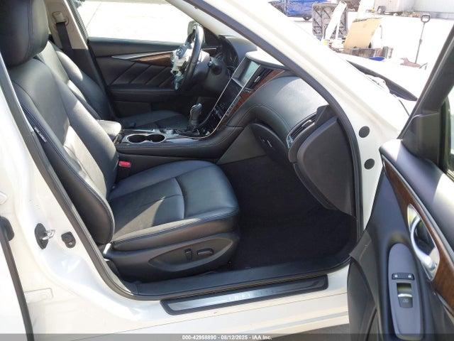 JN1EV7AP4JM359618 Infiniti 2018